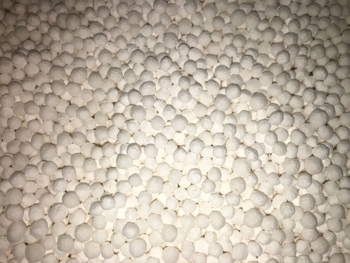Calcium Chloride Dihydrate Balls product photo 2-2