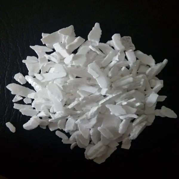 Calcium Chloride Dihydrate Flakes product photo 4
